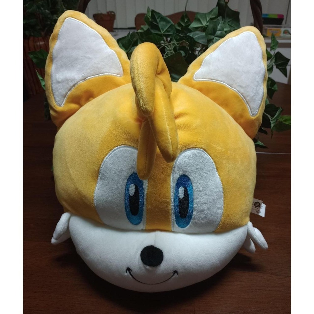 Tomy Sonic the hedgehog plush 12"